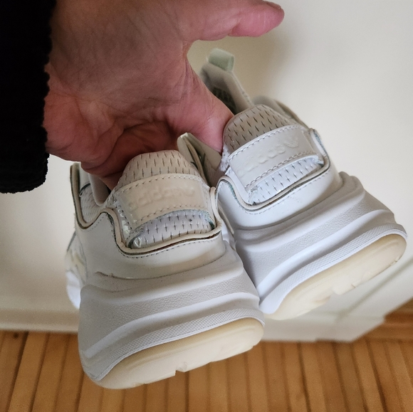 Adidas Magmur Runner Dad Sneakers - Picture 5 of 7